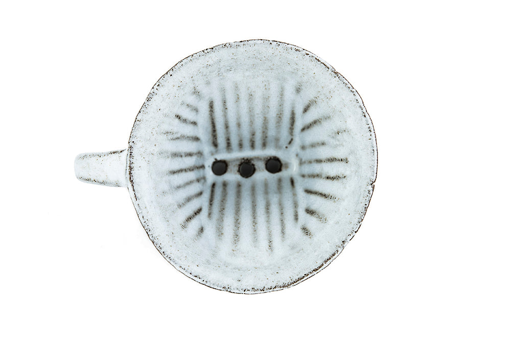 
                  
                    White Cloud No. 2 Ceramic Dripper + Cotton Filter
                  
                